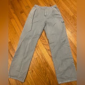NWT High-Rise Relaxed Pleated Pants